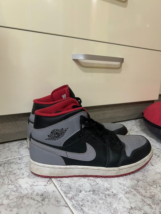 Обувки Nike Jordan 1 Mid