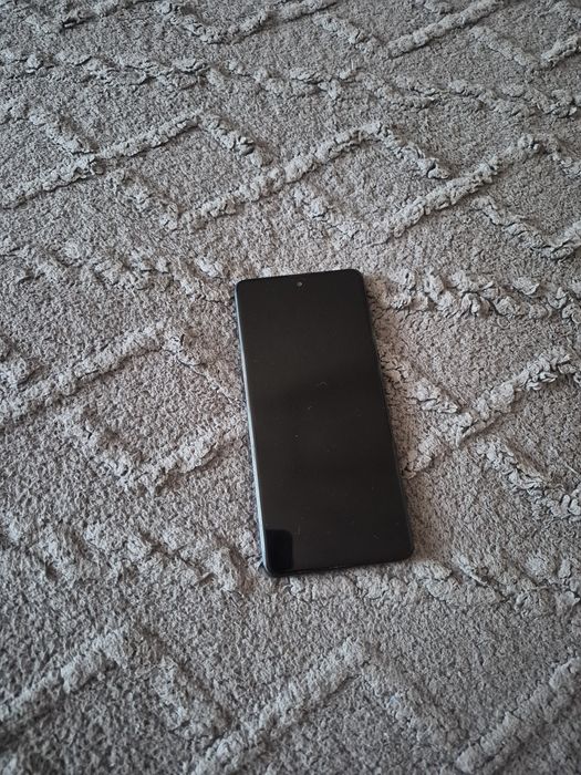 телеыон Samsung а 71
