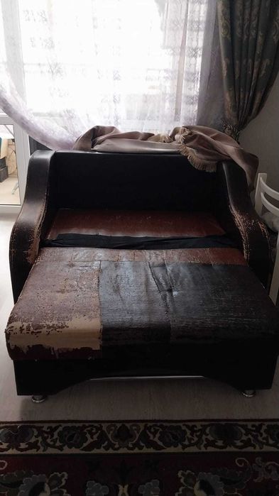 отдам диван даром