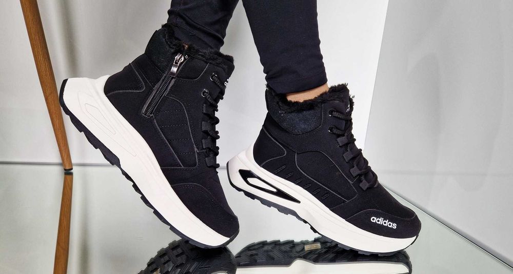 Дамски зимни спортни боти  Facebook Monika Ivanova