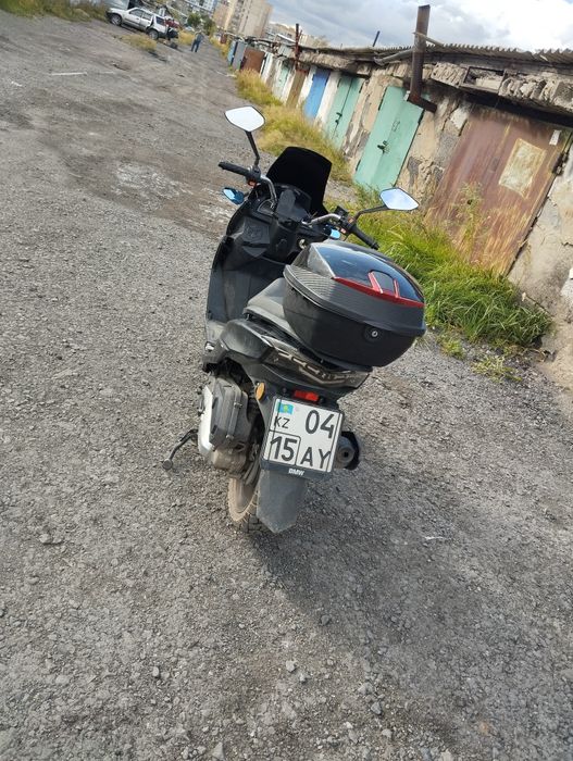 Продам скутер 150 кубов