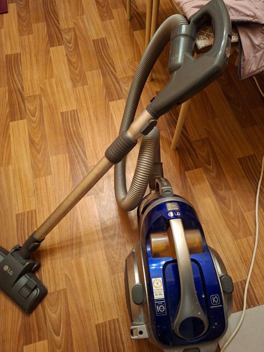 Пылесос в хорошем состоянии