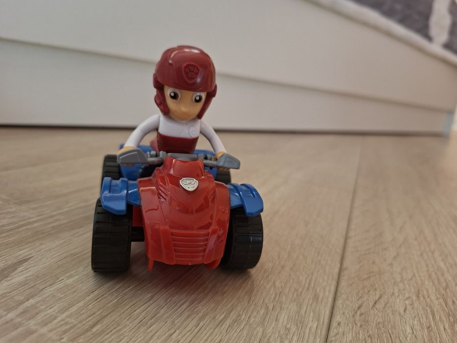 Камион Пес Патрул и комплект кученца