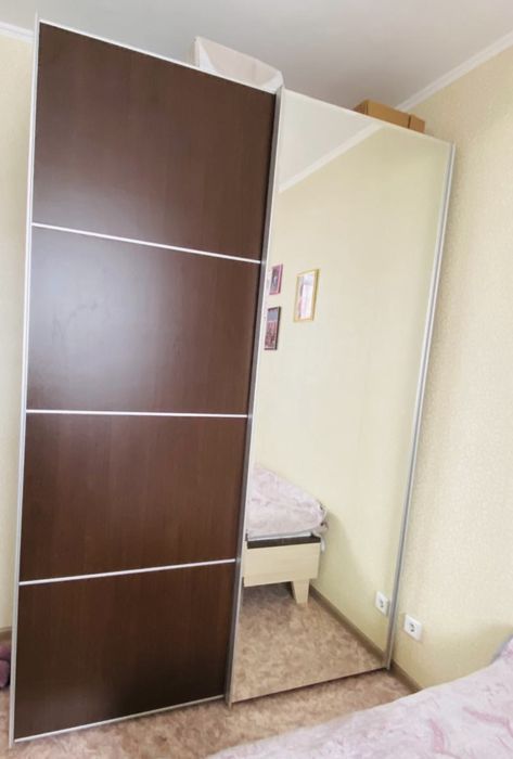 Продам шкаф с кроватью