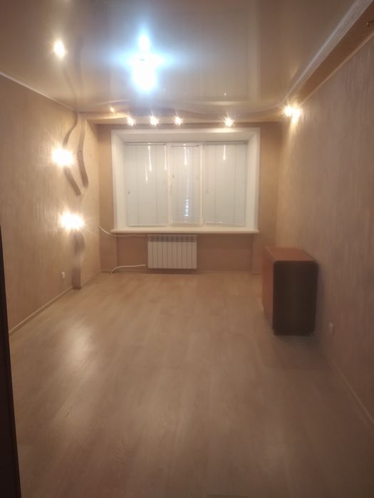 Квартира трехкомнатная