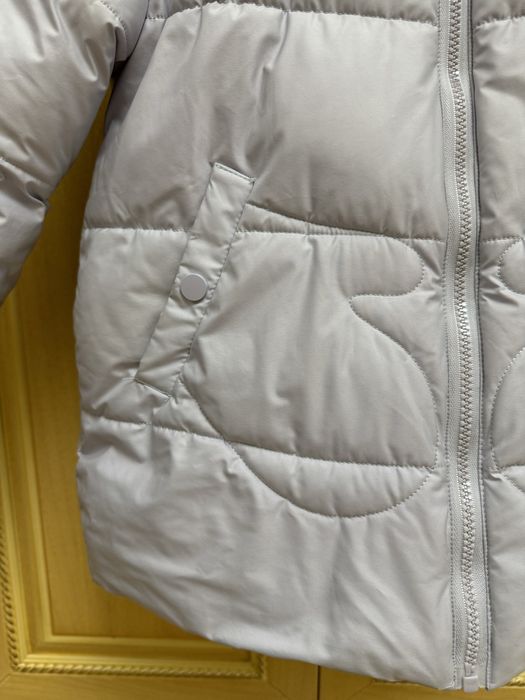 Куртка на девочку в идеальном состоянии!