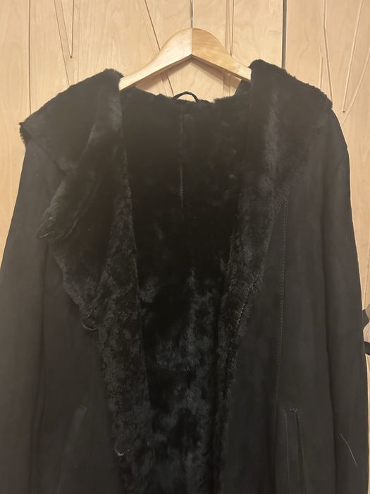 Palton lung cu gluga, cu doia fete, din blana de oaie tunsa