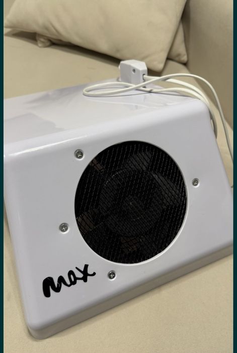 Продам пылесос для маникюра