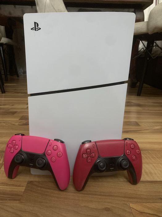 Playstation 5 slim CD 1 tb+ ps plus deluxe