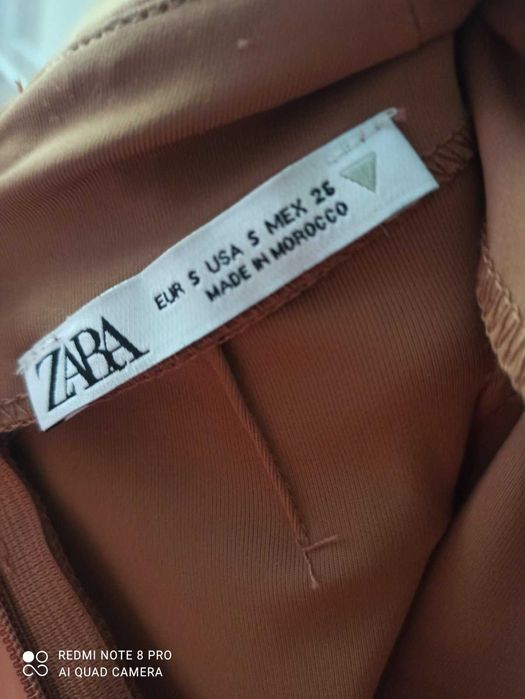 Ластична блуза по тялото ZARA (S)