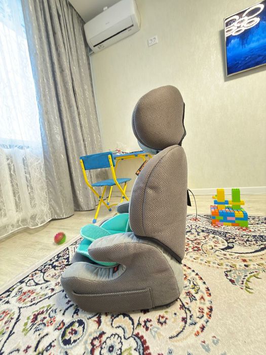 Продам детское автокресло