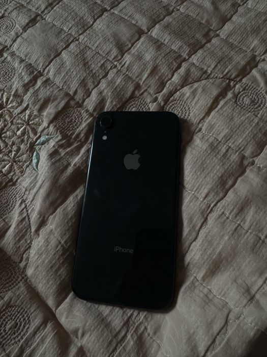 iphone XR 128 гб