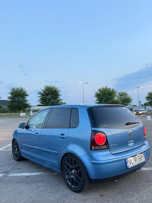 Vând polo 9n an 2007