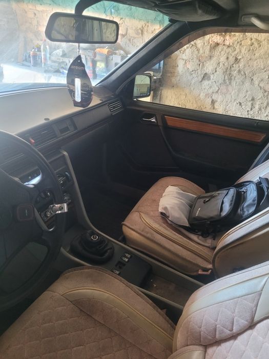 Продам мерседес 124
