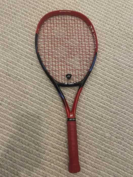 Rachetă tenis juniori Yonex VCORE 26 – Graphite, 250g