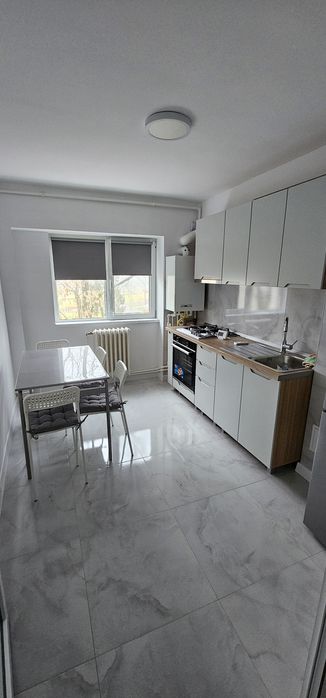 Inchiriere apartament 3 camere