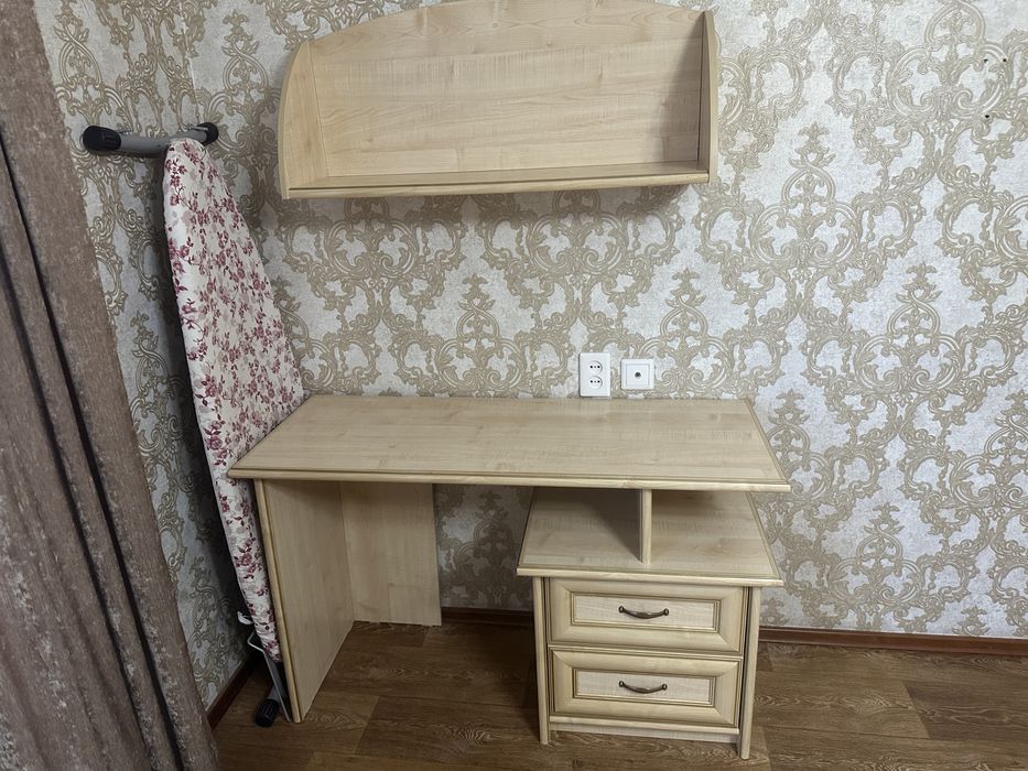 Продам Спальный гарнитур