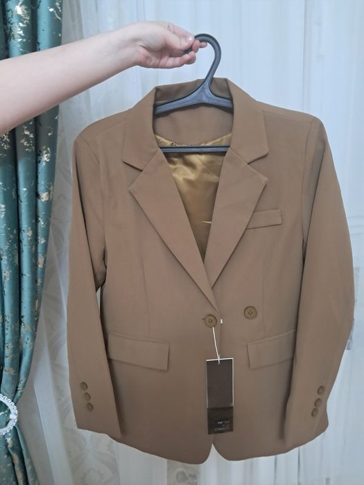 Керемет көйлектер, костюм, кофта қолжетімді бағада