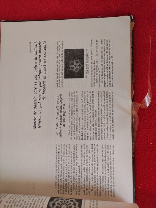 Carte modele de broderii !