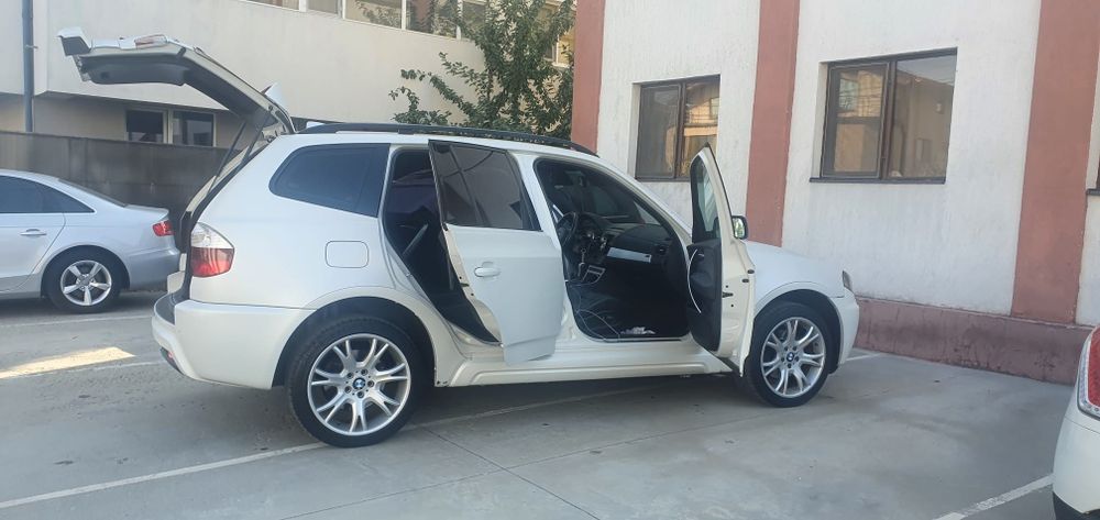 Vând Bmw X3 e 83