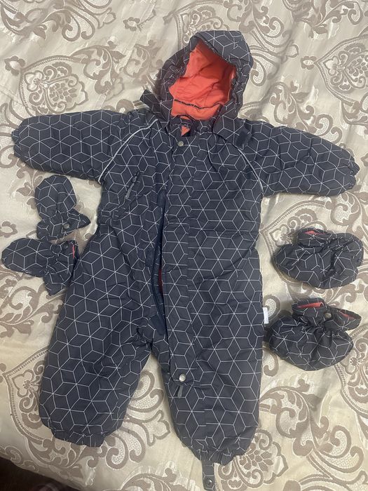 Продам зимний комбинезон Crockid