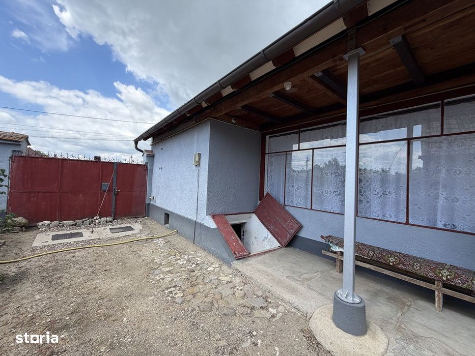 Casa individuala 4 camere, teren 1515 mp, Bod-Brasov.