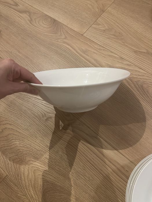 Коплект чинии за хранене