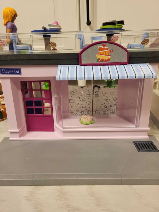 Seturi Playmobil: Spitalul, Cabinet Dentist, Cafenea, Casa Vanatorilor