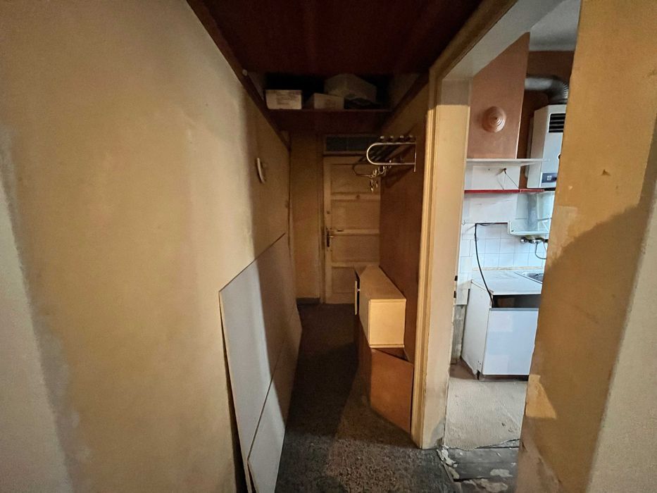 Продава се Двустаен апартамент в София, Център - 60 кв.м за 2317 €/кв.м - Снимка #4