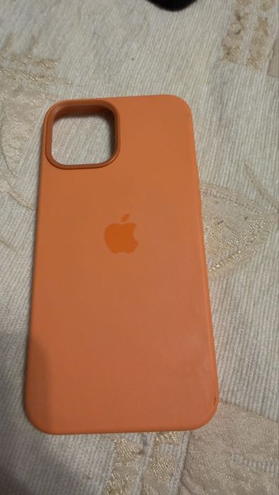 Чехлы на Iphone 12 pro max