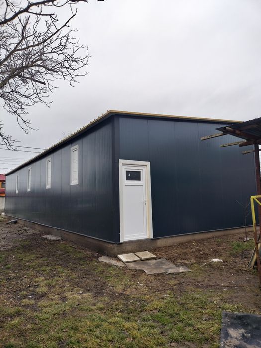 Închiriez hală în Vărsătura pe strada principală