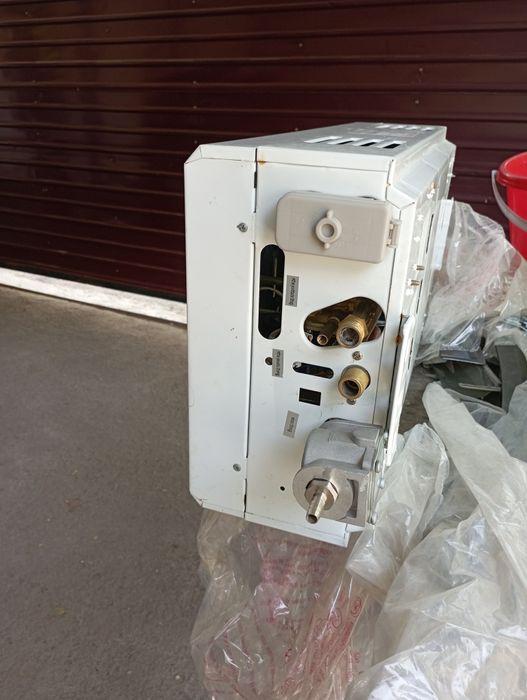 Продаём газовый водонагреватель