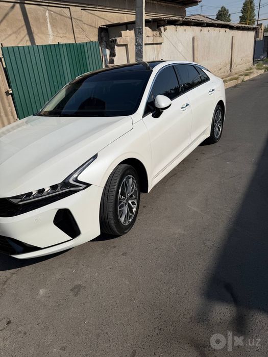 KIA K5  белый 2025