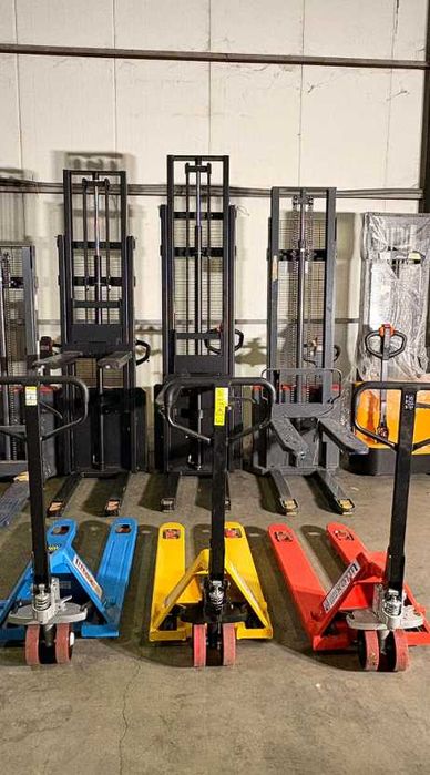 Stivuitor electric cu catarg stacker electric