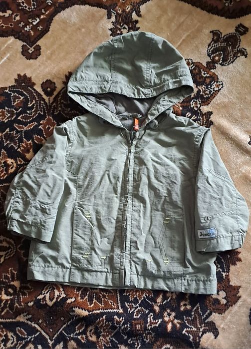 Продам детские осенние куртки