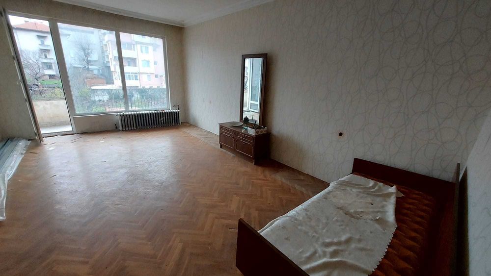 Продава се Многостаен апартамент в Хасково, Овчарски - 150 кв.м за 340 €/кв.м - Снимка #6