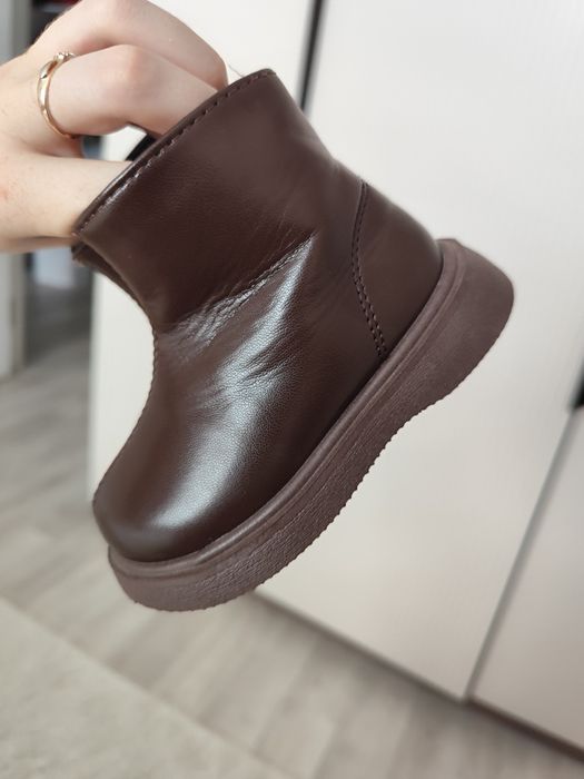 Продам ботинки детские