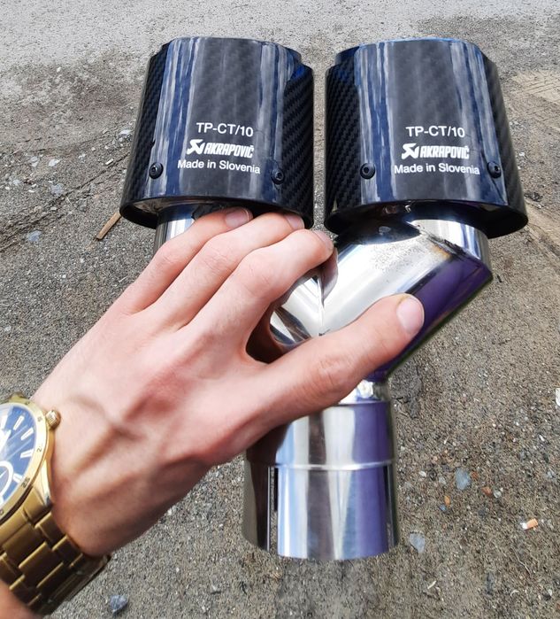 Продам насадку Akrapovic