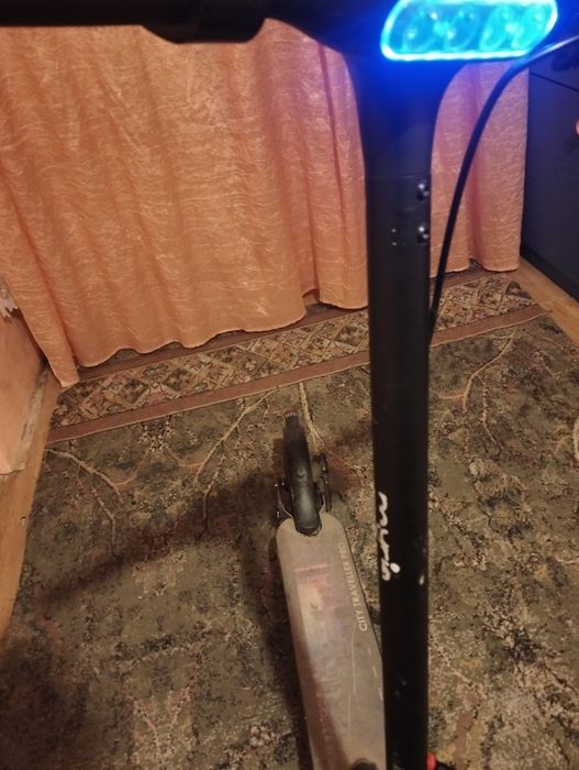 Vând trotinetă electrica myria!