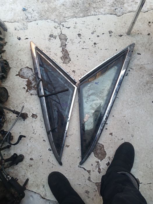 Форточка Мазда 626 хэтчбэк