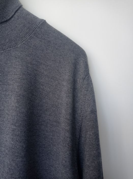 Сиво поло от вълна М