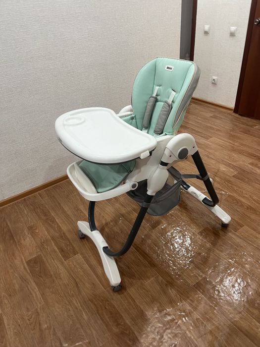 Детский стул для кормления