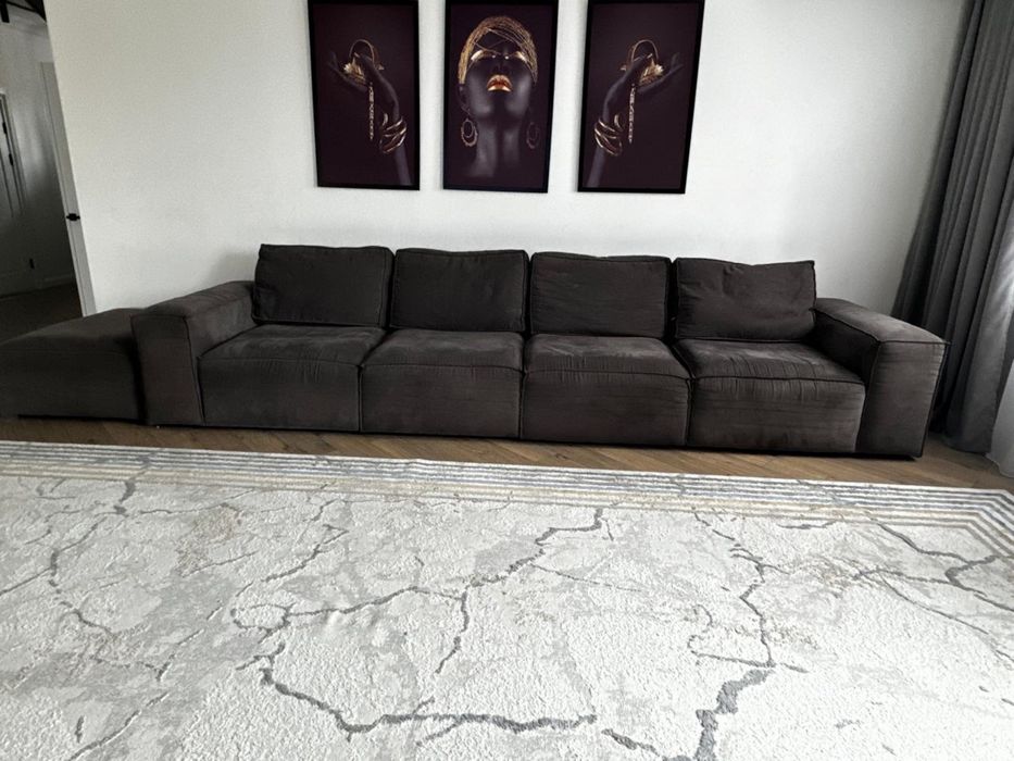 Диван три метра, в хорошем состоянии