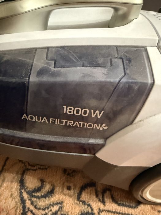 Продам пылесос Vitek