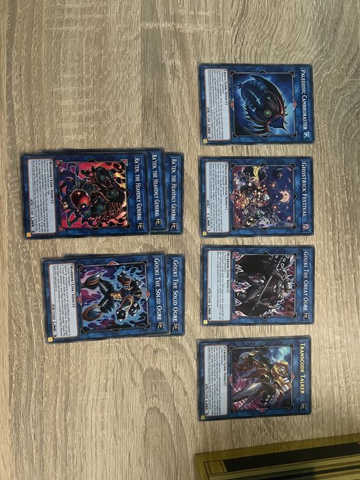 Продавам Yu-Gi-Oh ОРИГИНАЛНИ карти.