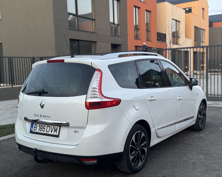 Renault Grand Scenic ,Model Bosse ,  An fab 2015 ,  7 locurii