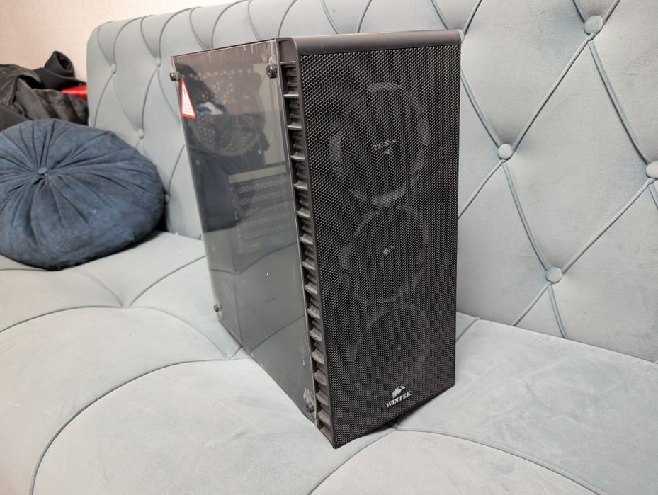 Корпус для пк со стеклом wintek