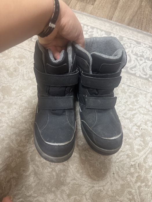 Продам зимние ботинки 39р