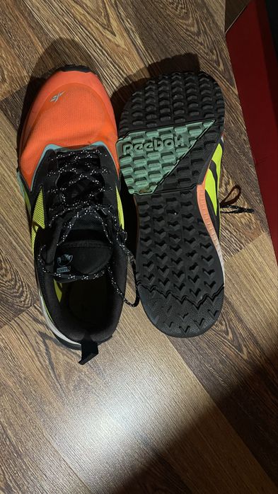 Кроссовки Reebok