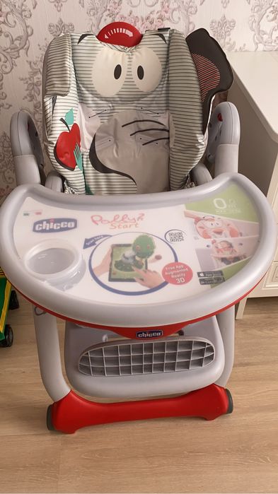 Детский стульчик для кормления